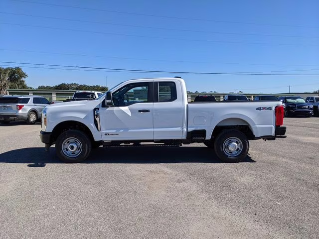 2026 Oxford White Ford Super Duty F-350 SRW XL 4X4 Truck