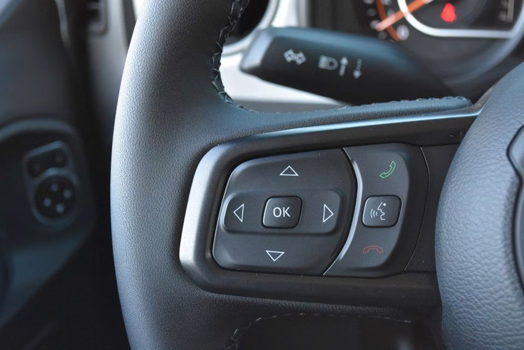 2026 Anvil Clearcoat Jeep Gladiator Sport S 4X4 Truck