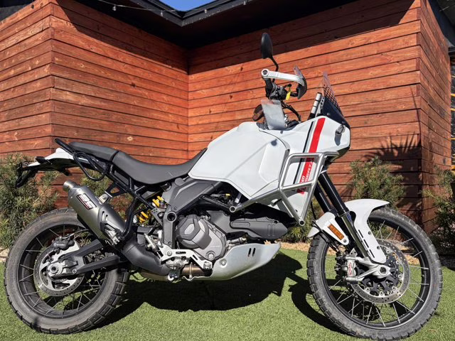 2023 Matte Star White Ducati DesertX 937