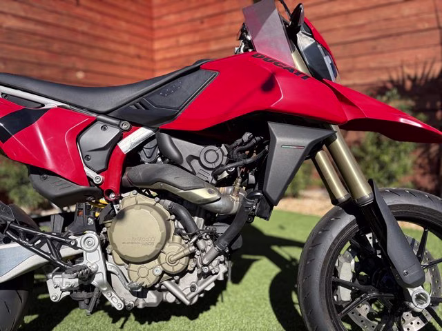 2024 Red Ducati Hypermotard 698 Mono