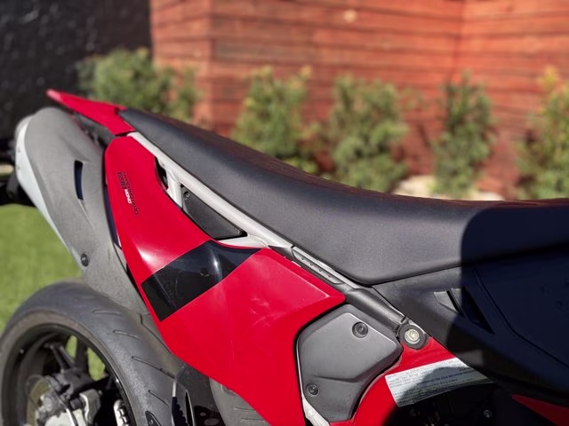 2024 Red Ducati Hypermotard 698 Mono