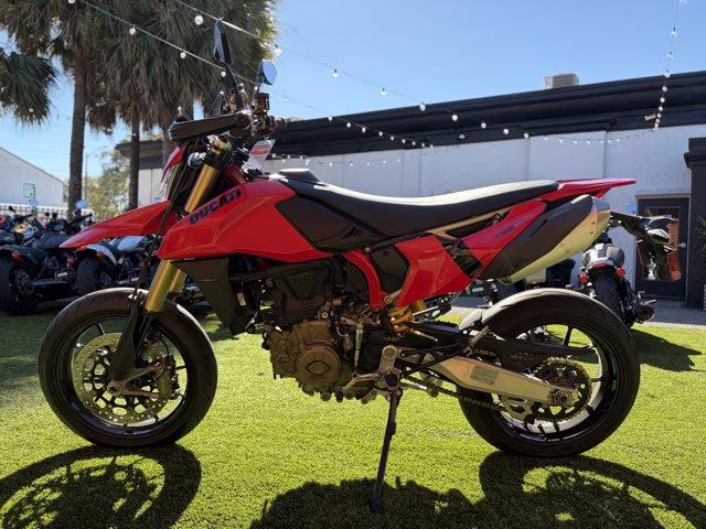 2024 Red Ducati Hypermotard 698 Mono
