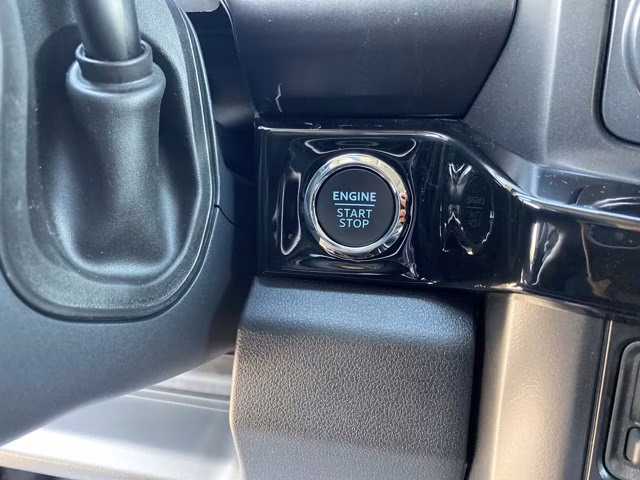 2026 Agate Black Metallic Ford Super Duty F-250 SRW LARIAT 4X4 Truck