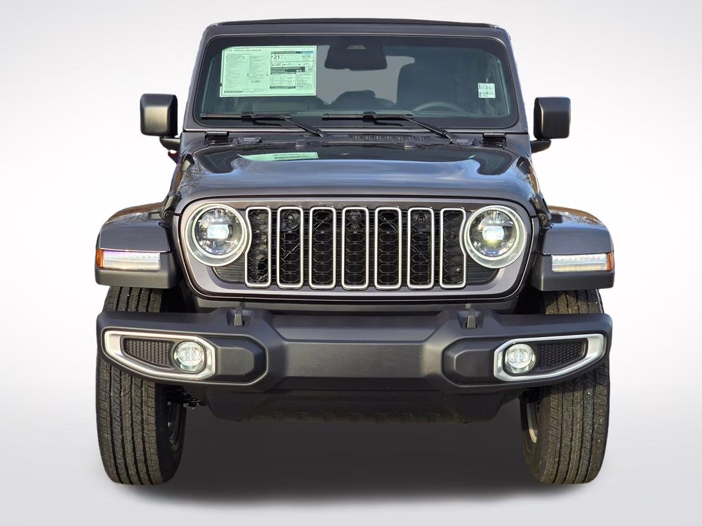 2026 Granite Crystal Metallic Clearcoat Jeep Wrangler Sahara 4X4 SUV