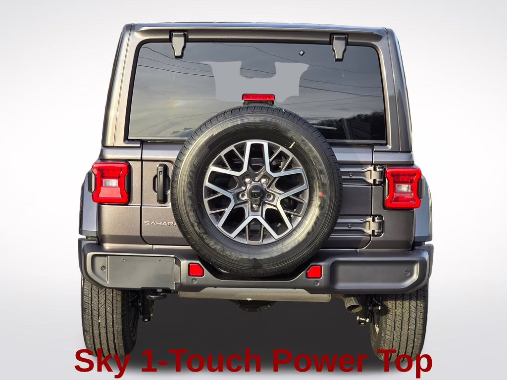 2026 Granite Crystal Metallic Clearcoat Jeep Wrangler Sahara 4X4 SUV