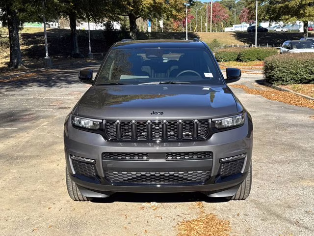 2025 Baltic Gray Metallic Clearcoat Jeep Grand Cherokee L Limited 4X4 SUV