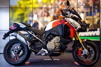 2025 Red Ducati Multistrada V4 RS