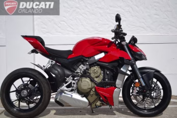 2022 Red Ducati Streetfighter V4