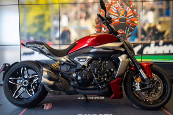 2026 Burning Red Ducati XDiavel V4