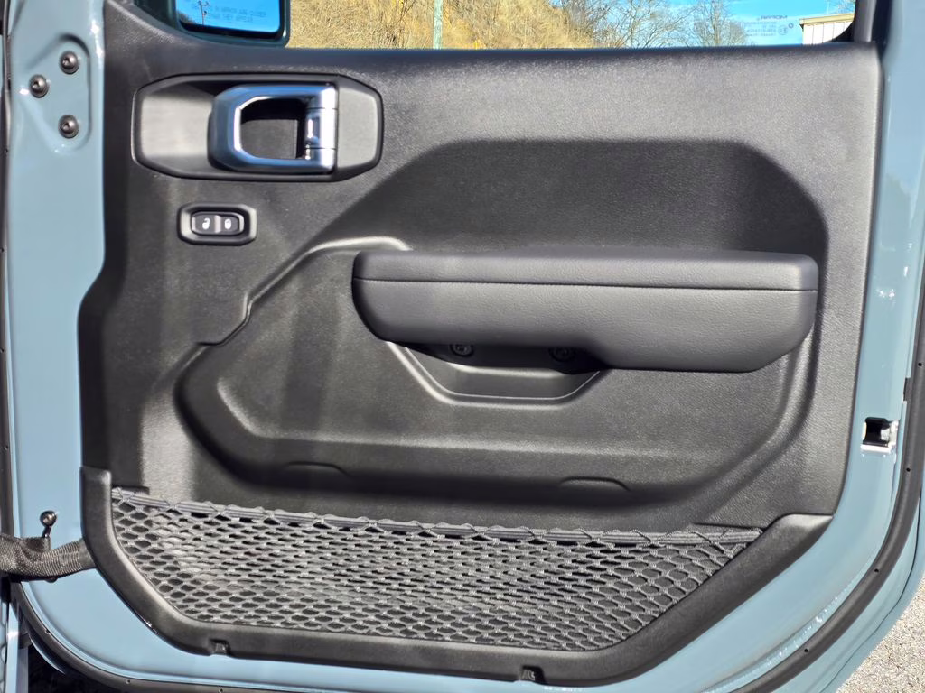 2026 Anvil Clearcoat Jeep Gladiator Willys 4X4 Truck