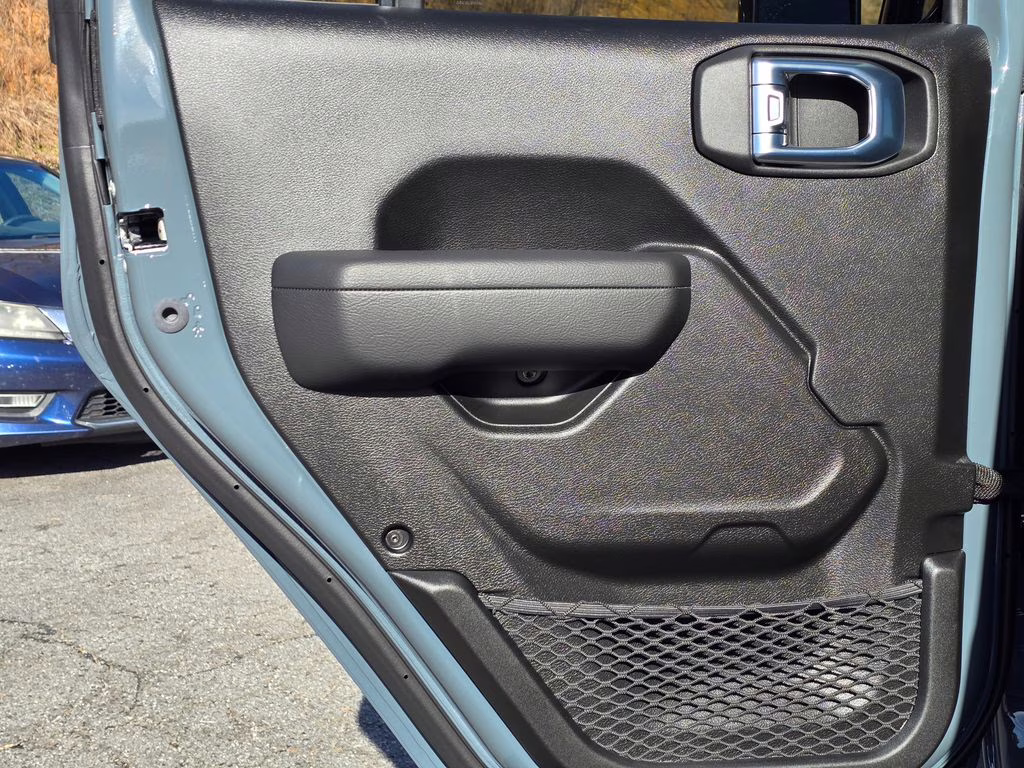 2026 Anvil Clearcoat Jeep Gladiator Willys 4X4 Truck