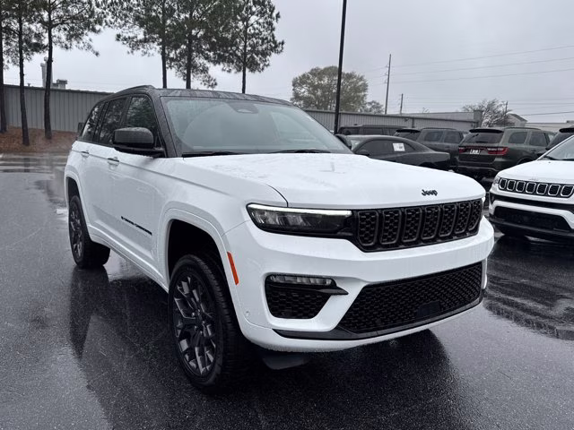 2025 Bright White Clearcoat Jeep Grand Cherokee Summit Reserve 4X4 SUV