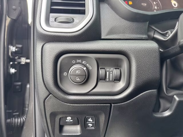 2026 Granite Crystal Metallic Clearcoat Ram 1500 Big Horn 4X4 Truck