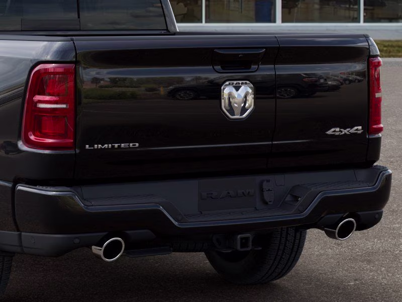 2026 Diamond Black Crystal Pearlcoat Ram 1500 Limited 4X4 Truck