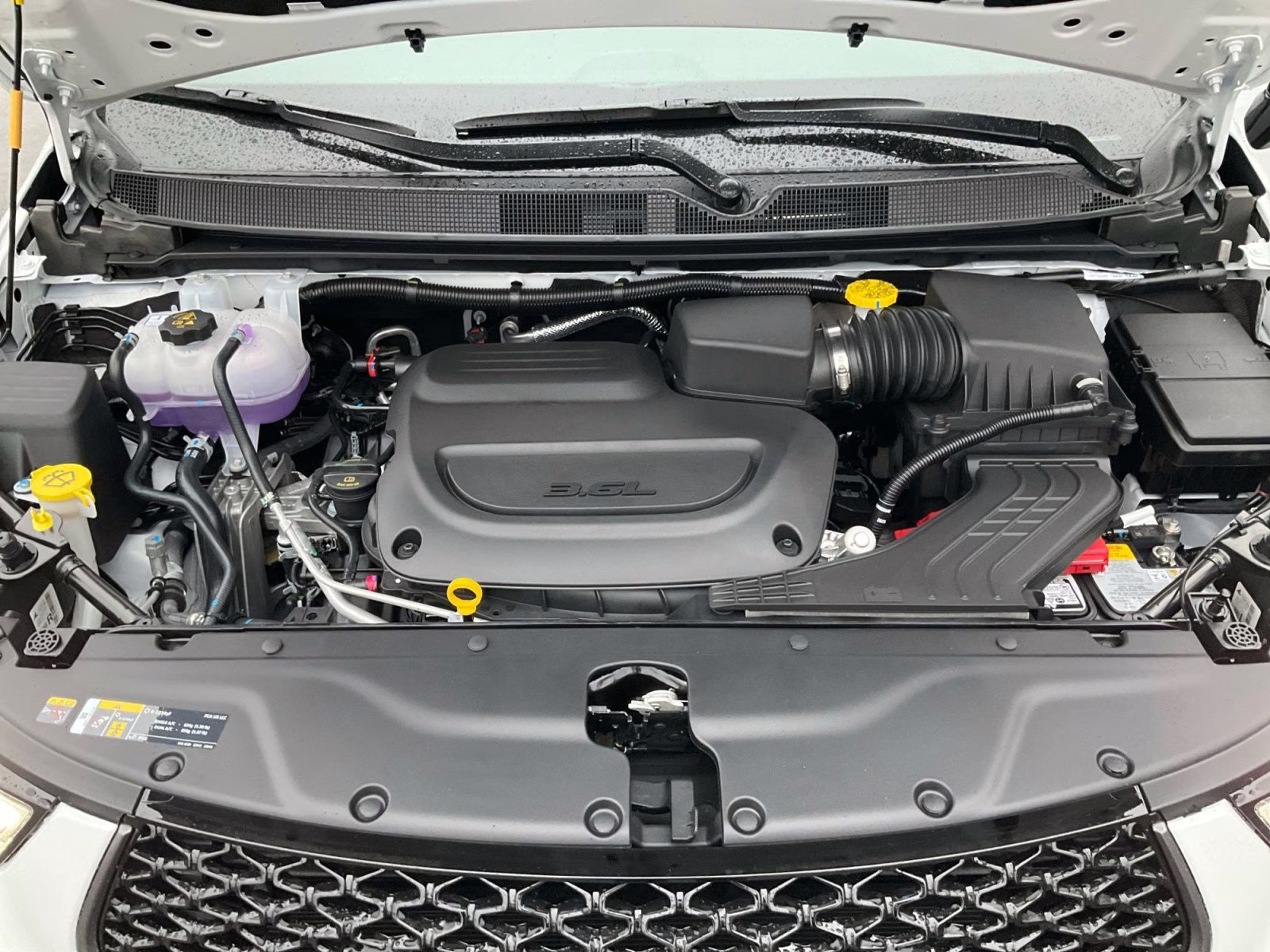 2026 Bright White Clearcoat Chrysler Pacifica Select AWD Van