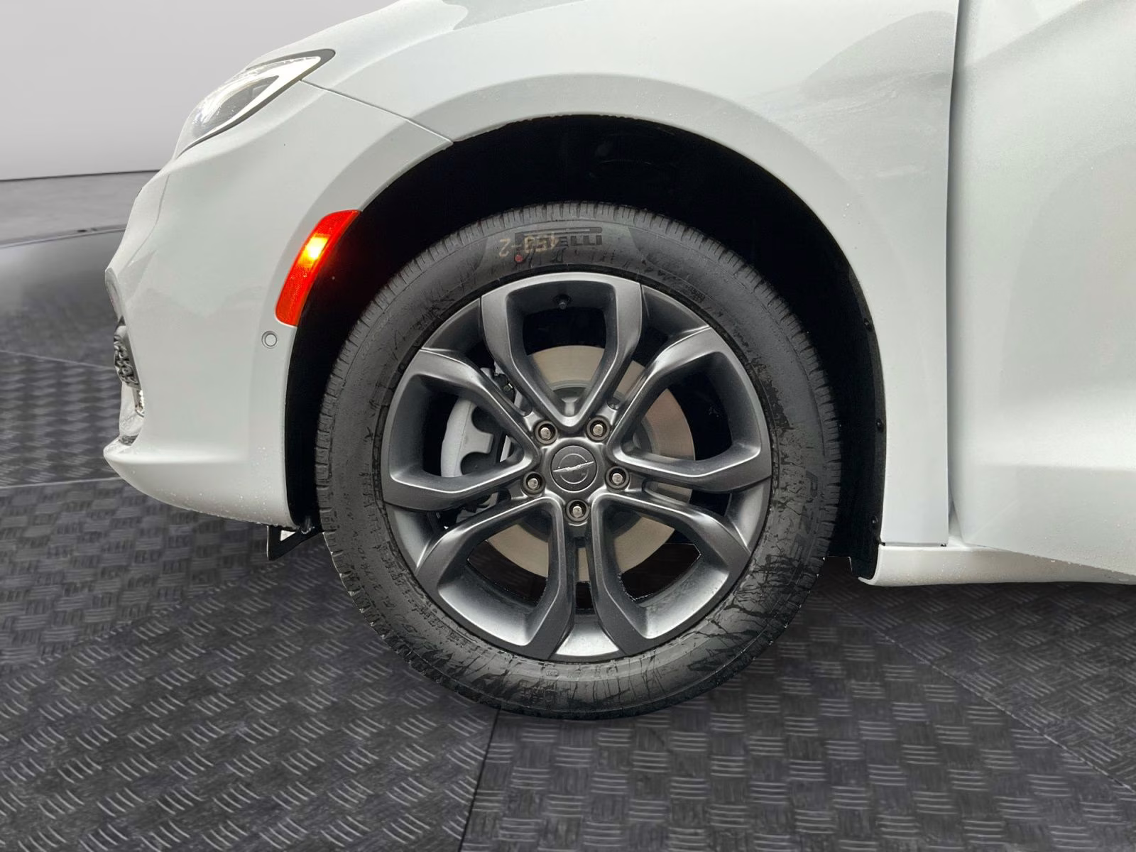 2026 Bright White Clearcoat Chrysler Pacifica Select AWD Van