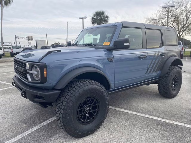 2025 Azure Gray Metallic Tri-Coat Ford Bronco Badlands 4X4 Convertible