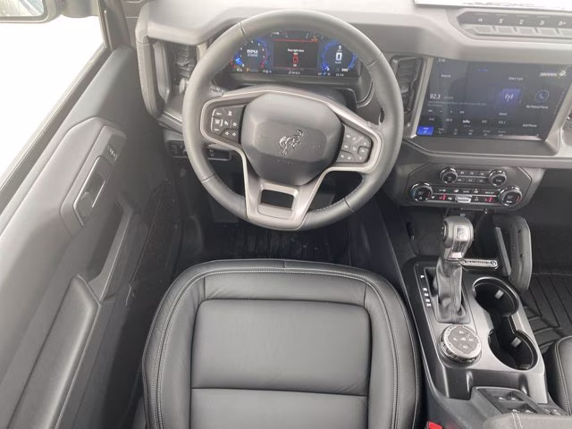 2025 Azure Gray Metallic Tri-Coat Ford Bronco Badlands 4X4 Convertible