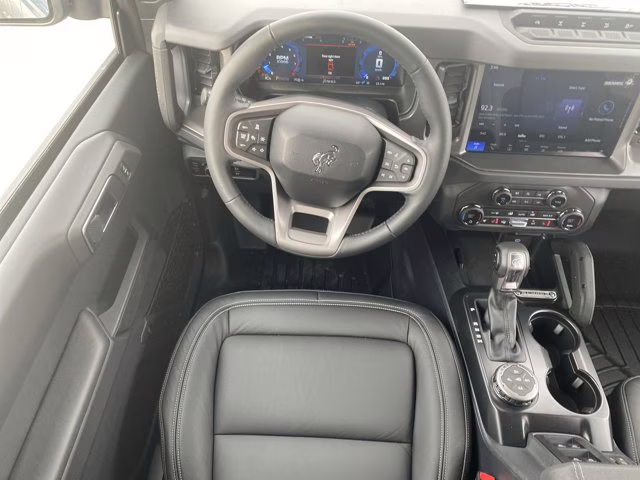 2025 Azure Gray Metallic Tri-Coat Ford Bronco Badlands 4X4 Convertible