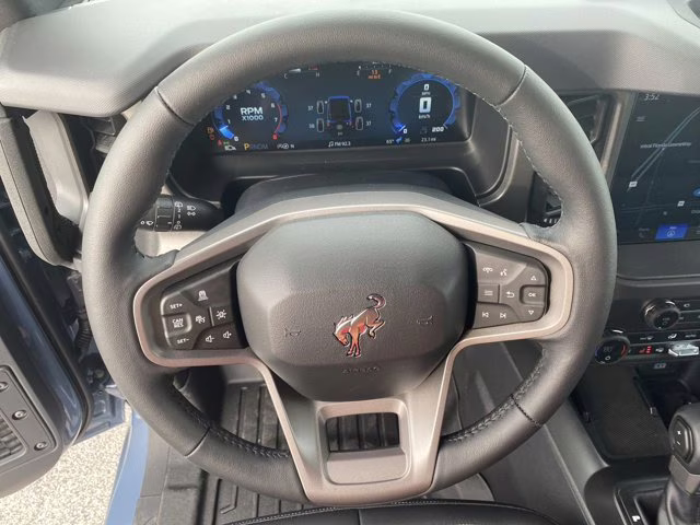 2025 Azure Gray Metallic Tri-Coat Ford Bronco Badlands 4X4 Convertible