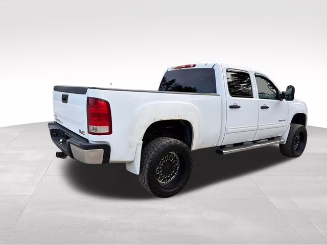 2014 Summit White GMC Sierra 2500HD SLE Duramax 4X4 Truck