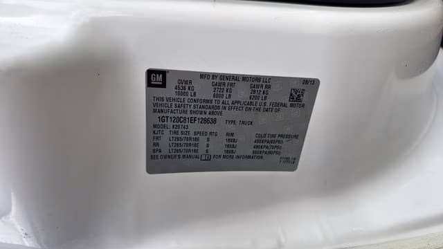 2014 Summit White GMC Sierra 2500HD SLE Duramax 4X4 Truck