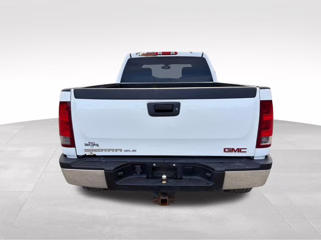 2014 Summit White GMC Sierra 2500HD SLE Duramax 4X4 Truck