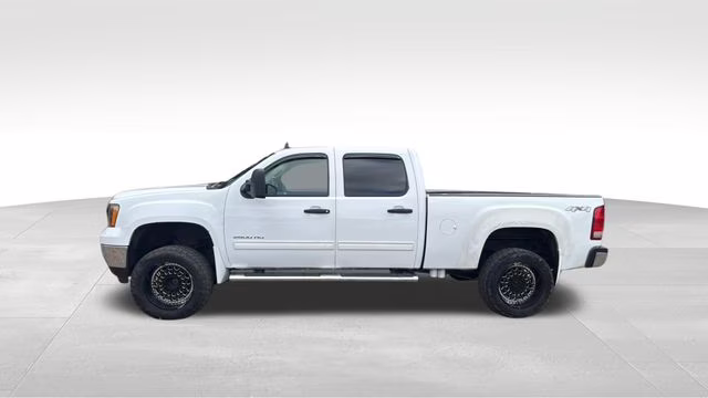 2014 Summit White GMC Sierra 2500HD SLE Duramax 4X4 Truck