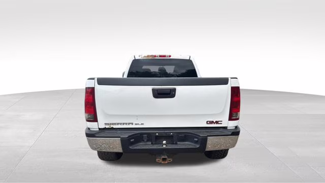 2014 Summit White GMC Sierra 2500HD SLE Duramax 4X4 Truck