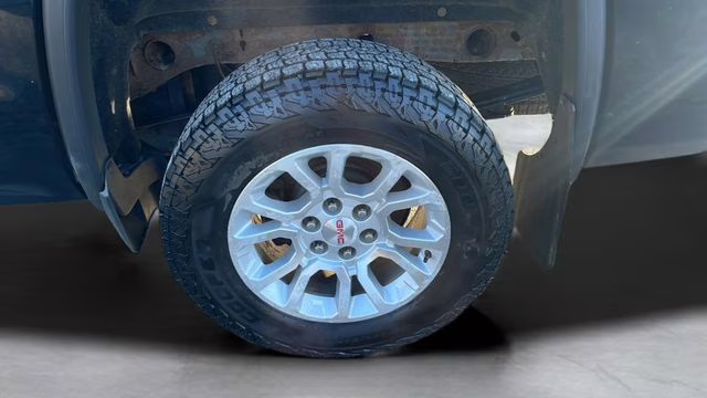 2018 Onyx Black GMC Sierra 1500 SLE 4X4 Truck