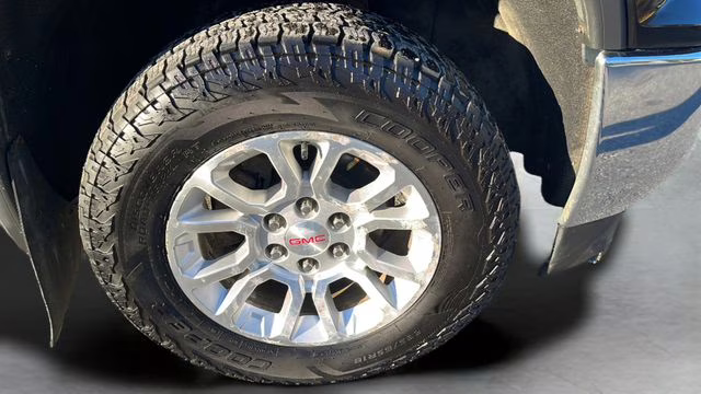 2018 Onyx Black GMC Sierra 1500 SLE 4X4 Truck