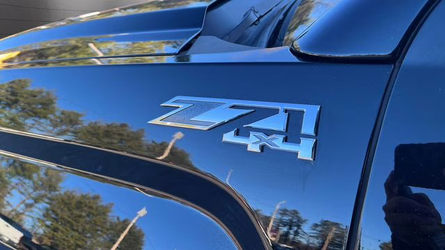 2018 Onyx Black GMC Sierra 1500 SLE 4X4 Truck