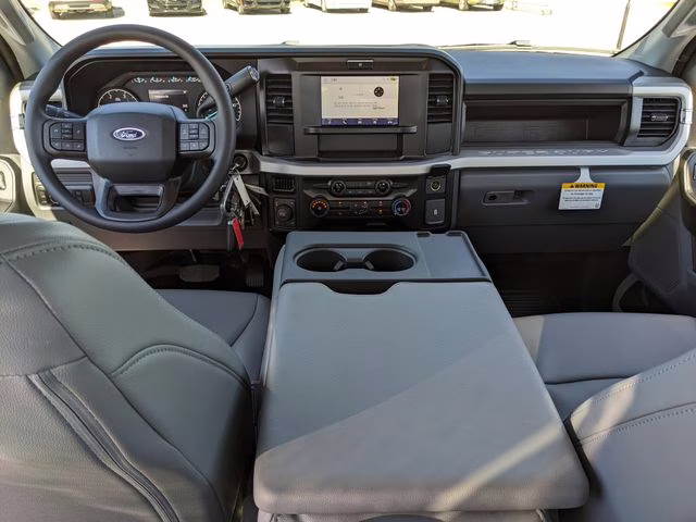 2026 Oxford White Ford Super Duty F-350 SRW XL 4X4 Truck