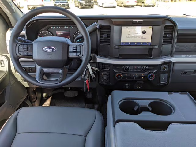 2026 Oxford White Ford Super Duty F-350 SRW XL 4X4 Truck