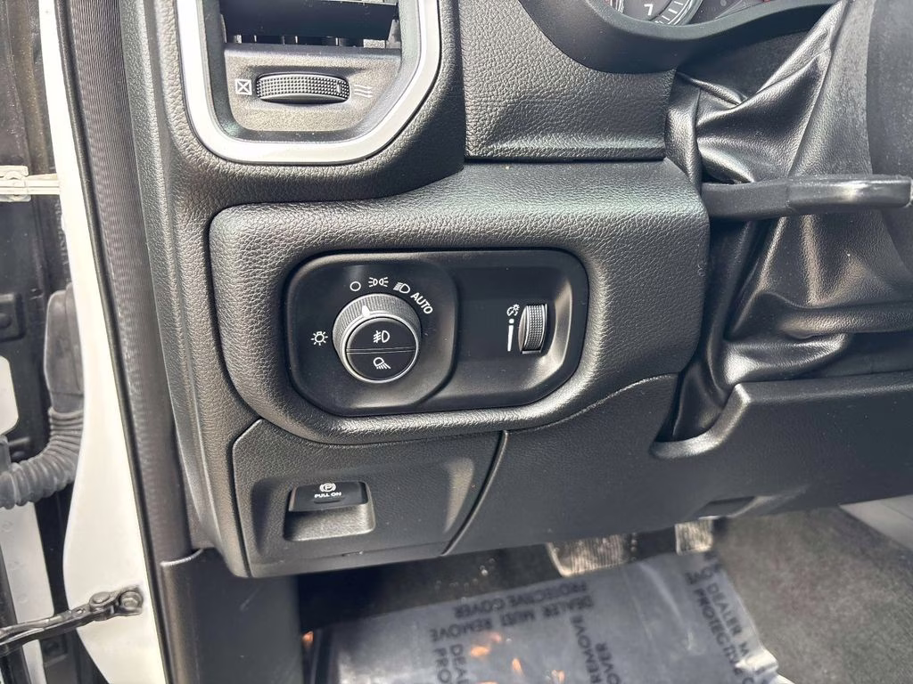 2023 Bright White Clearcoat Ram 1500 Big Horn/Lone Star 4X4 Truck