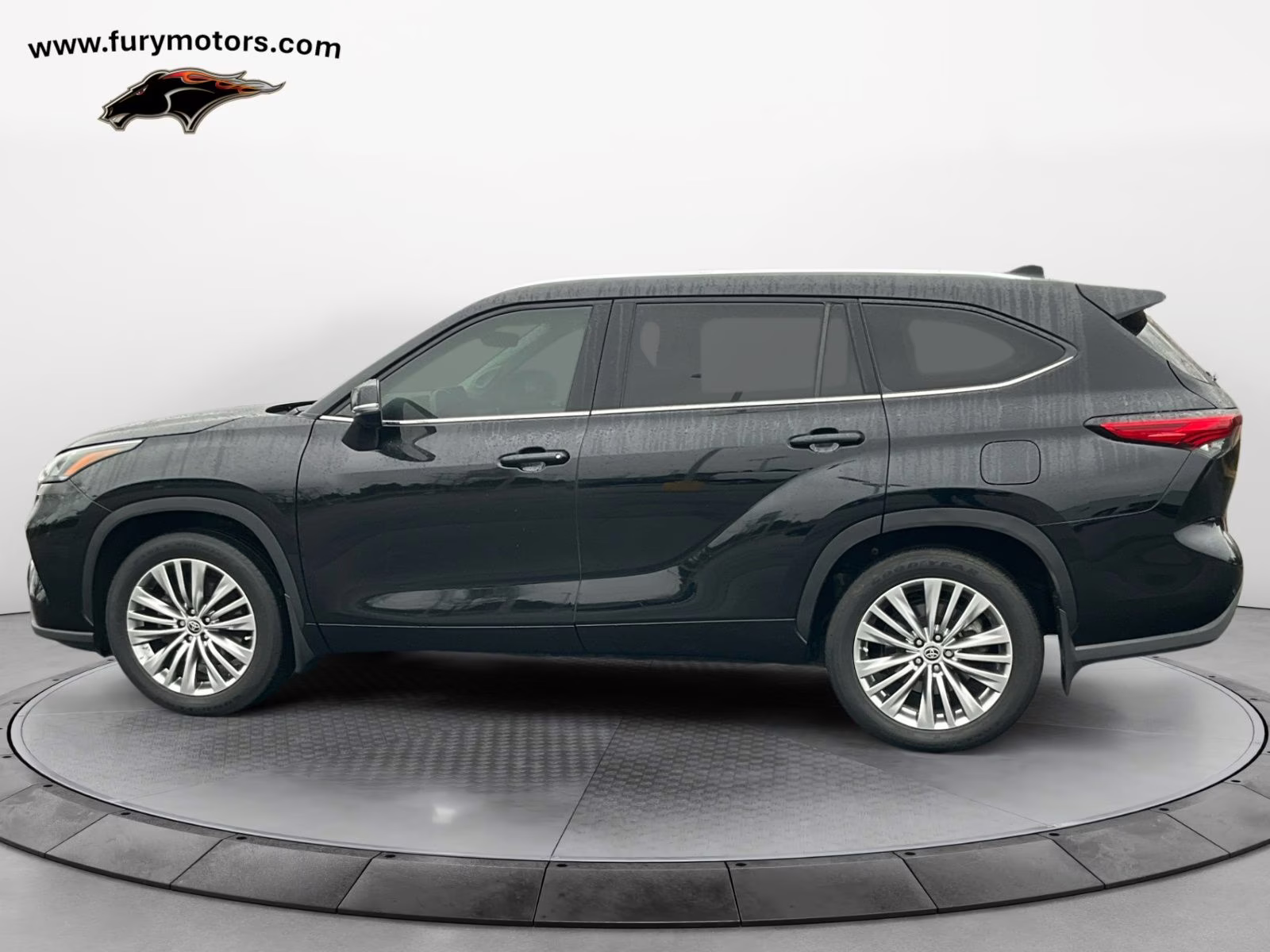 2023 Black Toyota Highlander Platinum AWD SUV