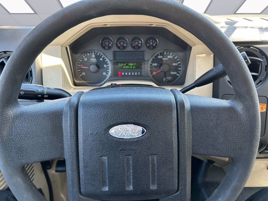 2008 White Ford Super Duty F-350 DRW XL RWD Chassis