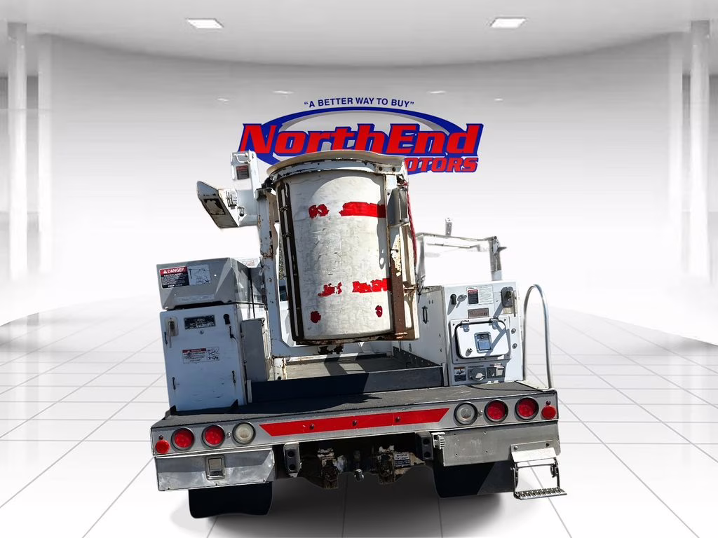 2008 White Ford Super Duty F-350 DRW XL RWD Chassis