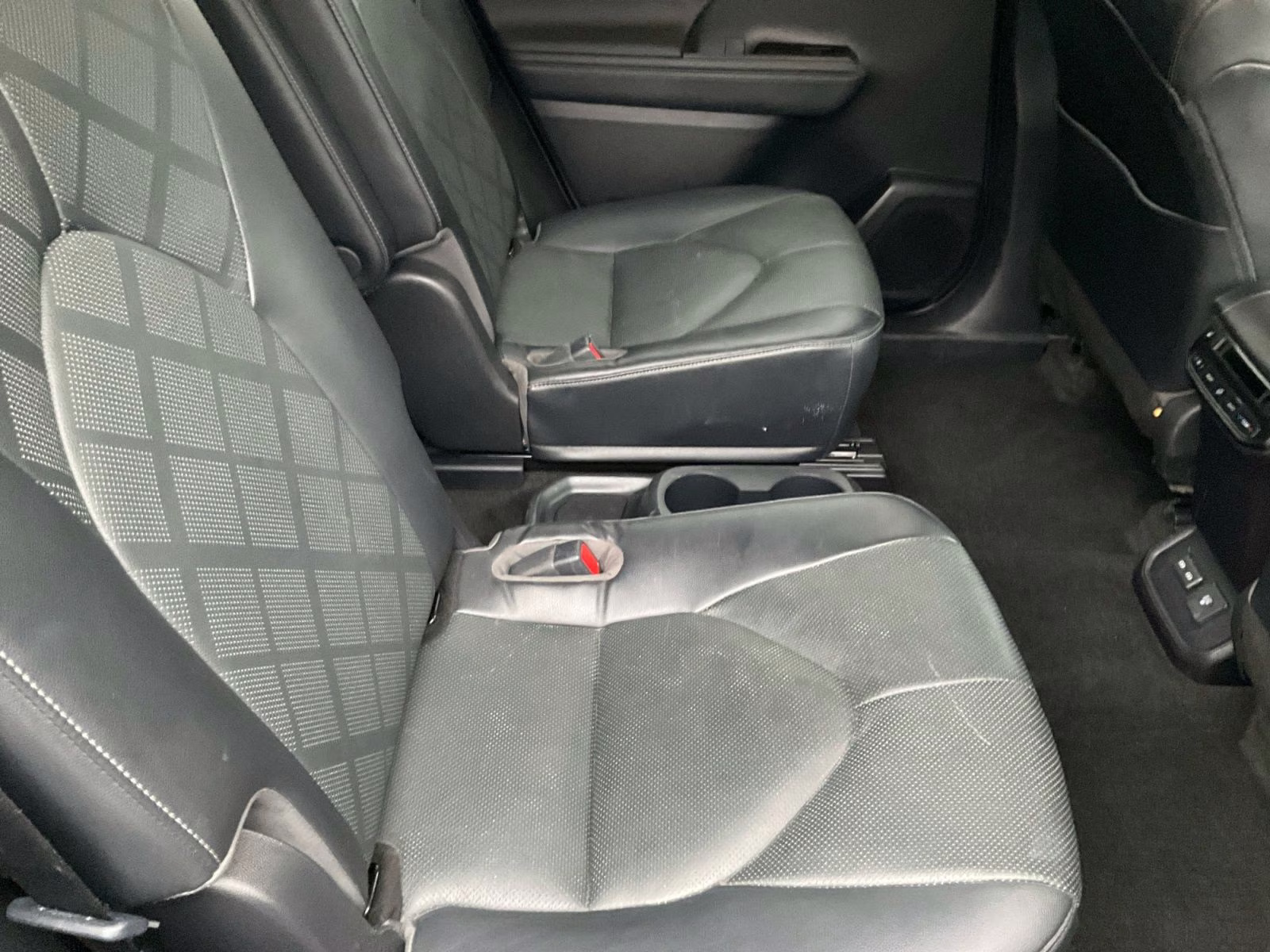 2023 Black Toyota Highlander Platinum AWD SUV