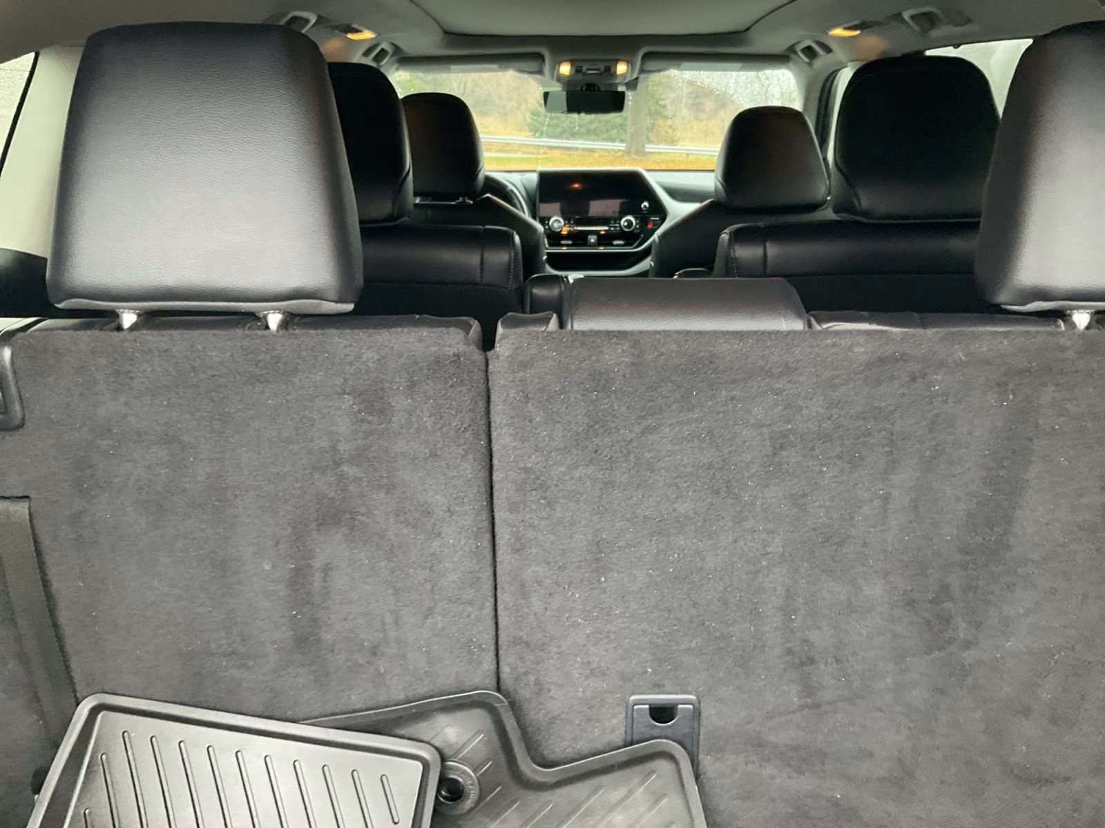 2023 Black Toyota Highlander Platinum AWD SUV