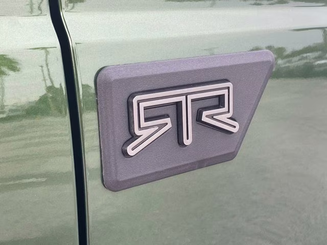 2025 Eruption Green Metallic Ford Bronco Badlands 4X4 Convertible