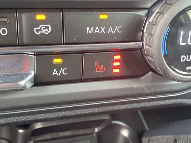 2025 Eruption Green Metallic Ford Bronco Badlands 4X4 Convertible