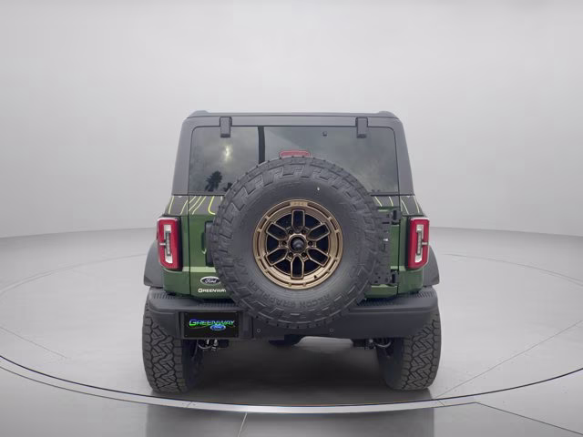 2025 Eruption Green Metallic Ford Bronco Badlands 4X4 Convertible