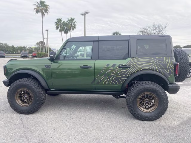 2025 Eruption Green Metallic Ford Bronco Badlands 4X4 Convertible