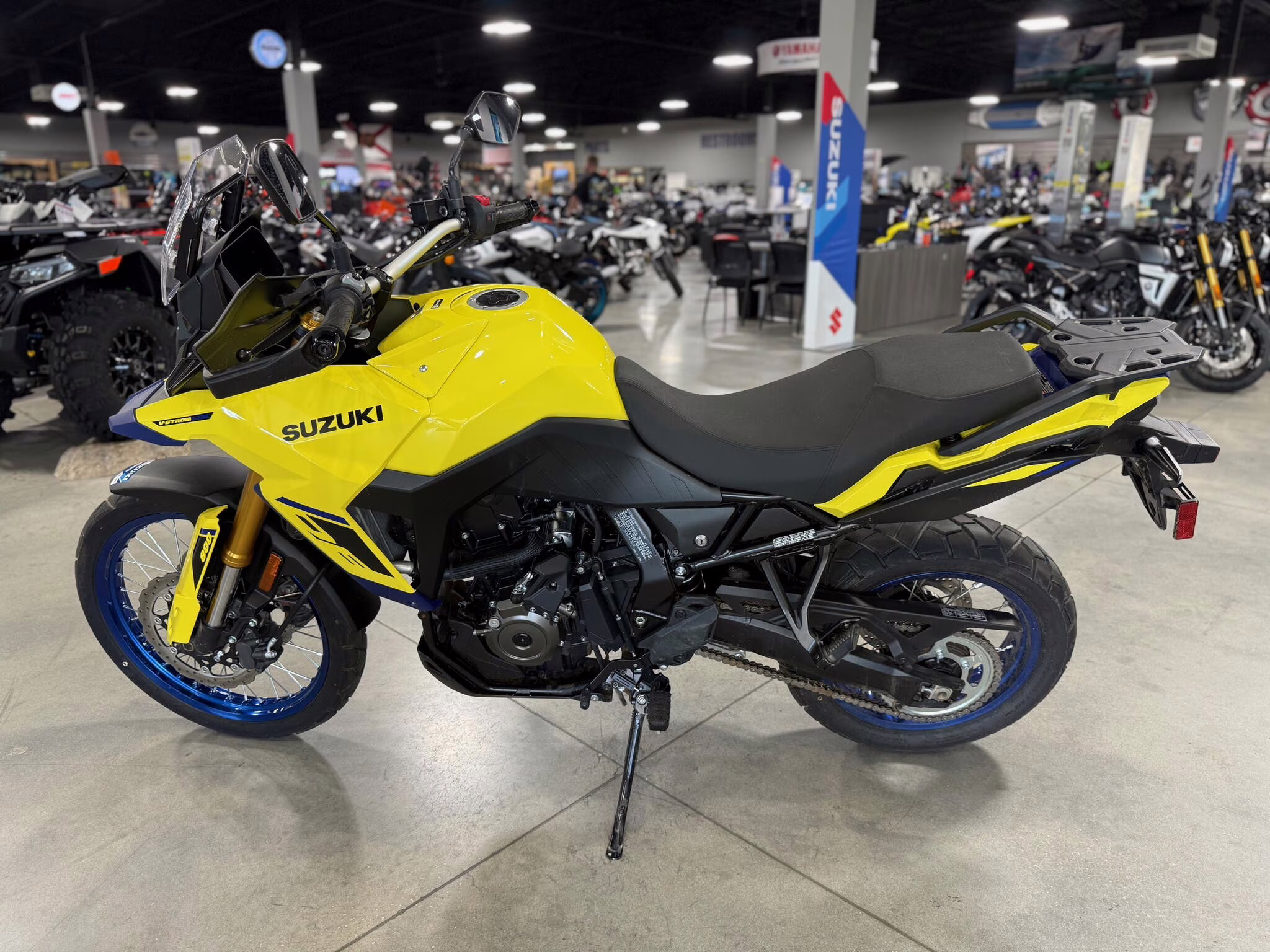 2025 Suzuki V-Strom 800DE Motorcycle