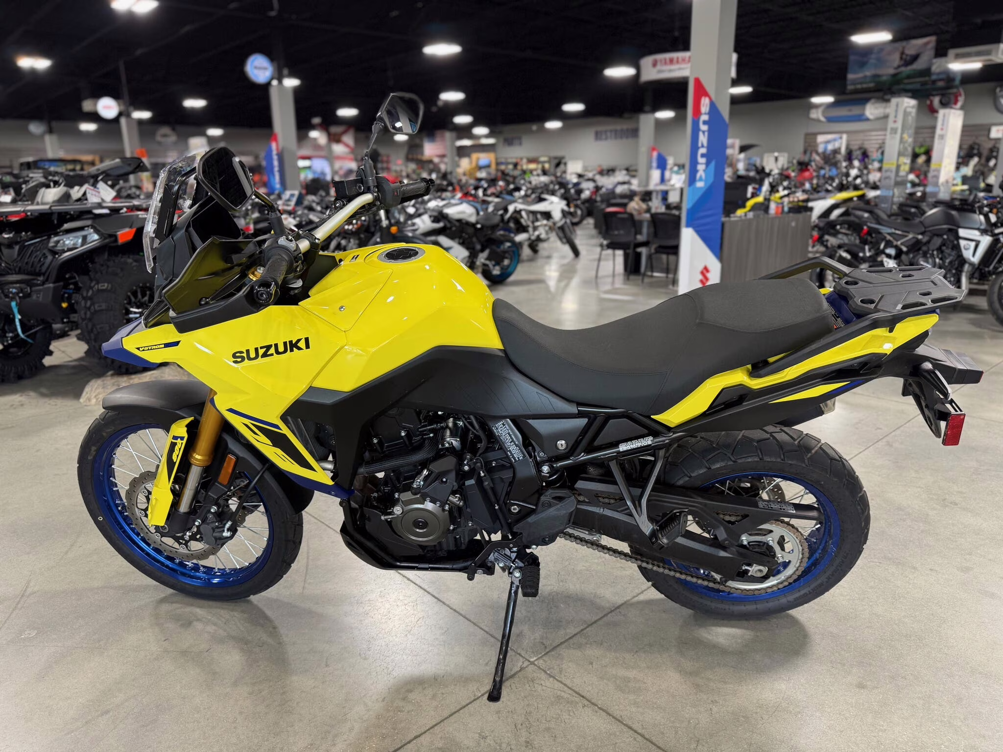 2025 Suzuki V-Strom 800DE Motorcycle