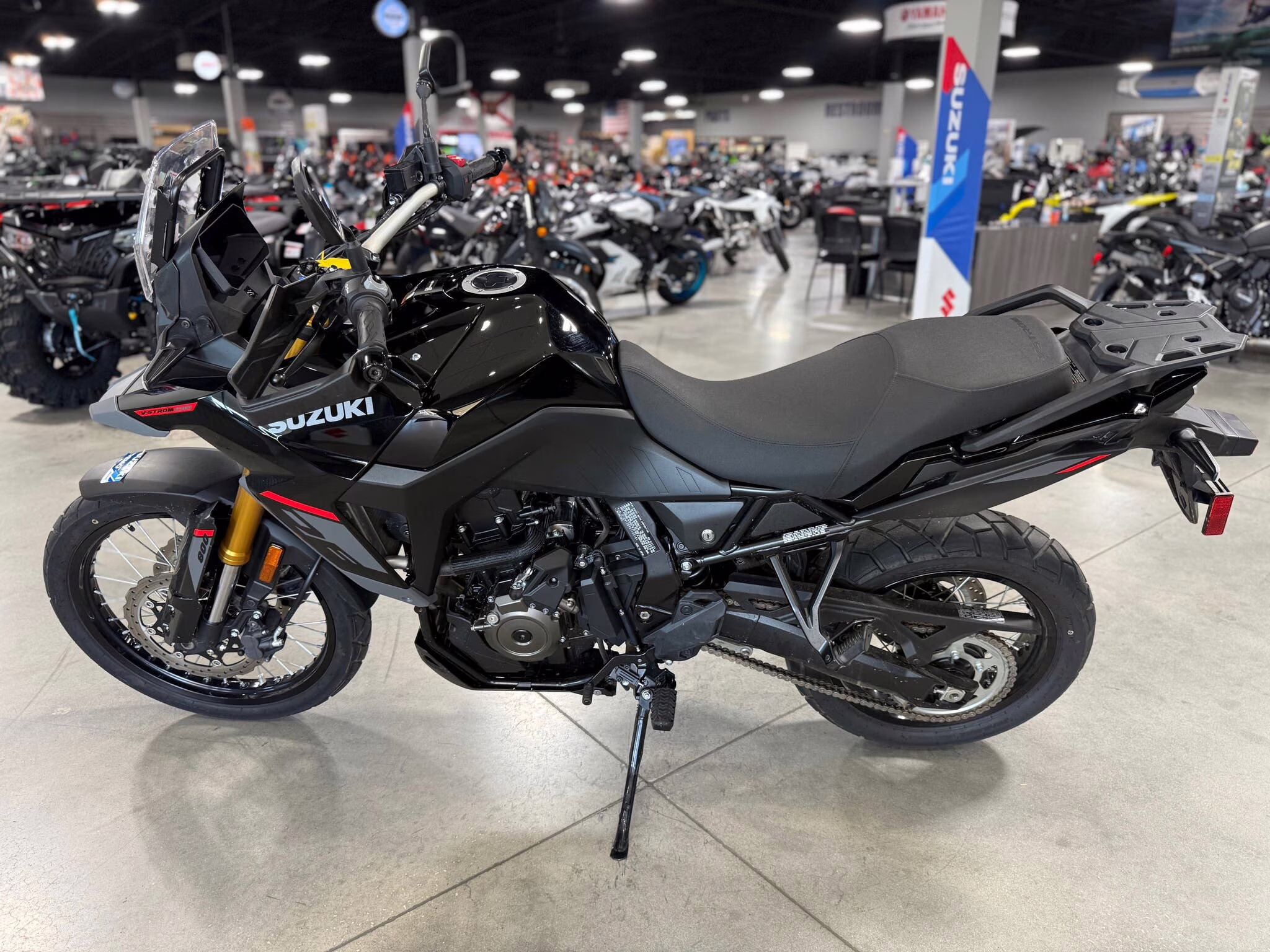 2025 Suzuki V-Strom 800DE Motorcycle