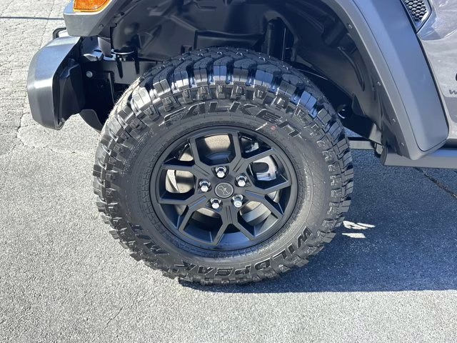 2026 Granite Crystal Metallic Clearcoat Jeep Wrangler Willys 4X4 Convertible