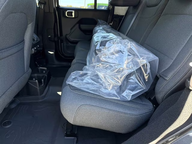 2026 Granite Crystal Metallic Clearcoat Jeep Wrangler Willys 4X4 Convertible