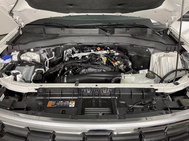 2026 White Metallic Ford Explorer Active RWD SUV